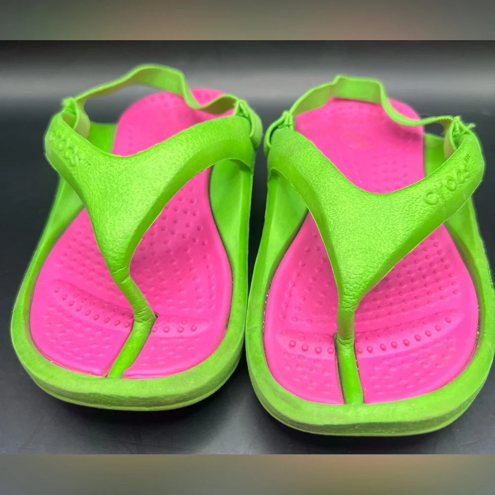 CROCS vibrant green